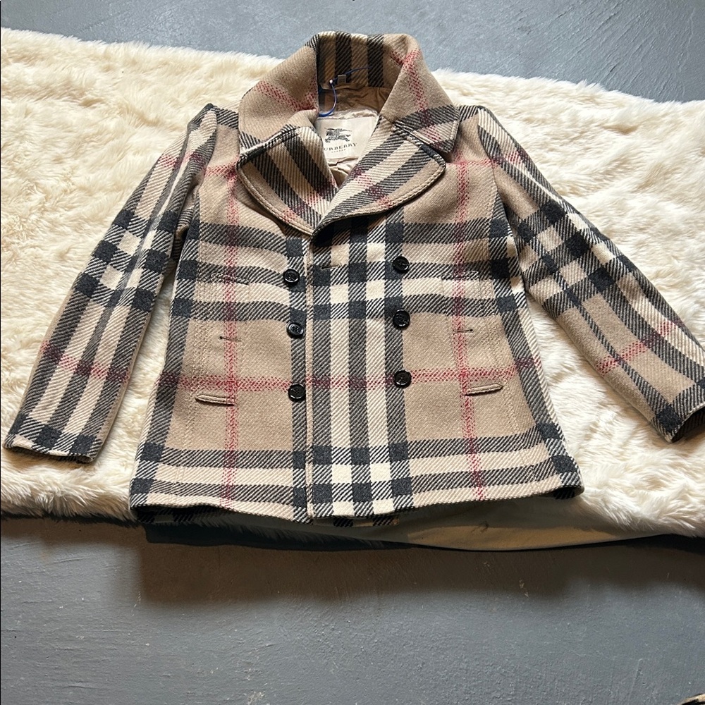 Authentic Burberry Beige and Black Checkered Jacket -Original price $1350) - Picture 5 of 12